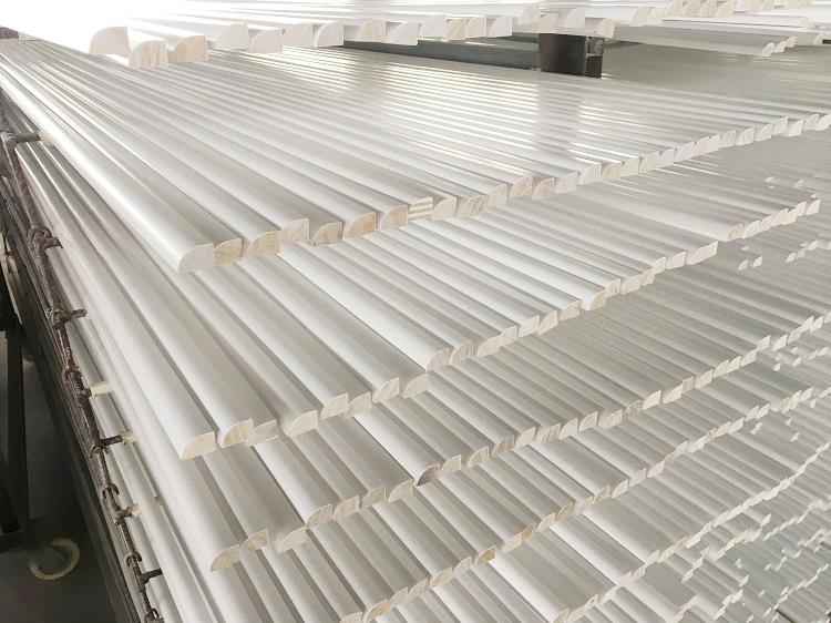 Molding taż-żraben tleqq