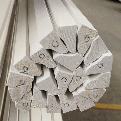 Żarbun tal-Mouldings Żgħar tal-Injam Ipprajmata Abjad Favorevoli jew Kwart Tond Għal Baseboard